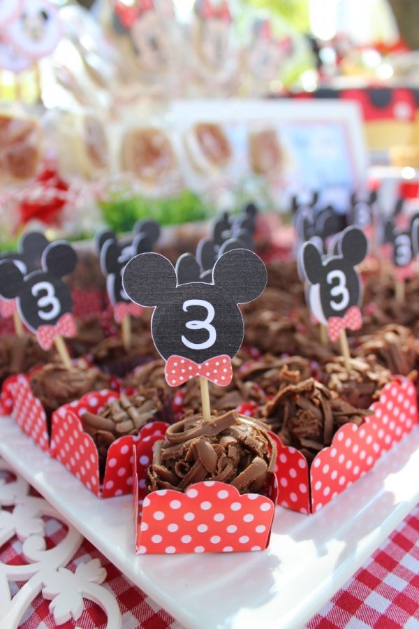 Piquenique da Minnie e do Mickey