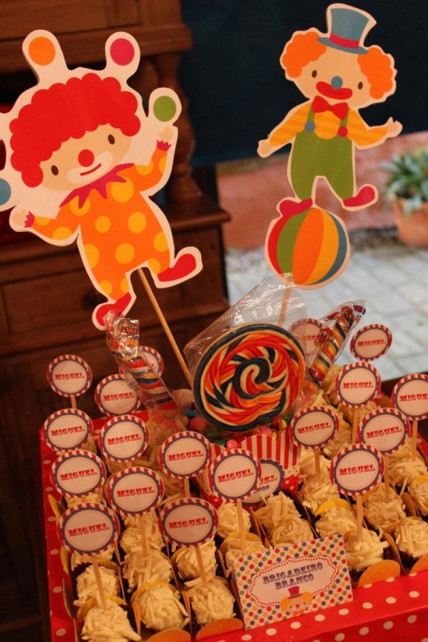 Festa Palhaços