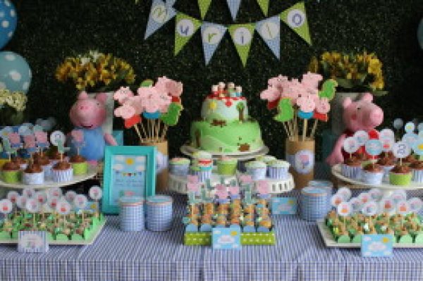 Picnic George Pig
