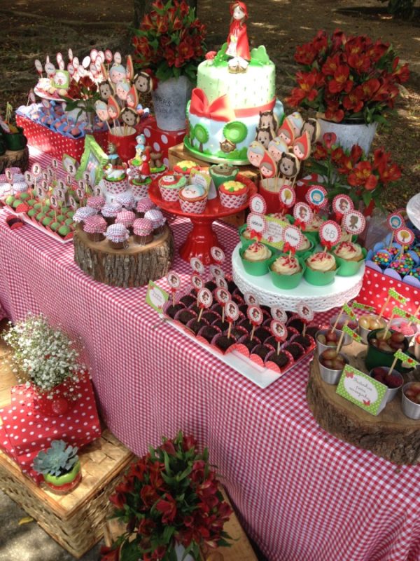 Picnic da Chapeuzinho Vermelho