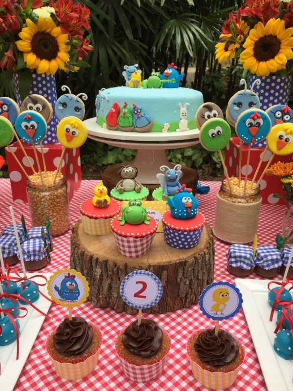 Picnic da Galinha Pintadinha