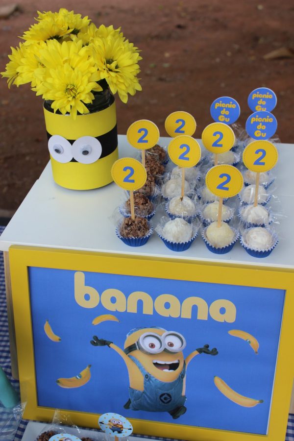 Picnic Minions