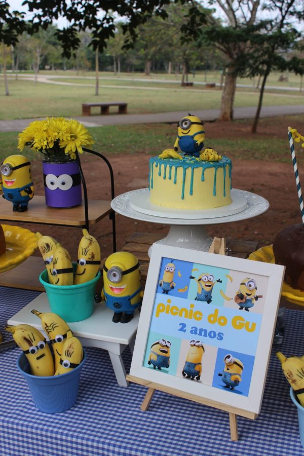Picnic Minions