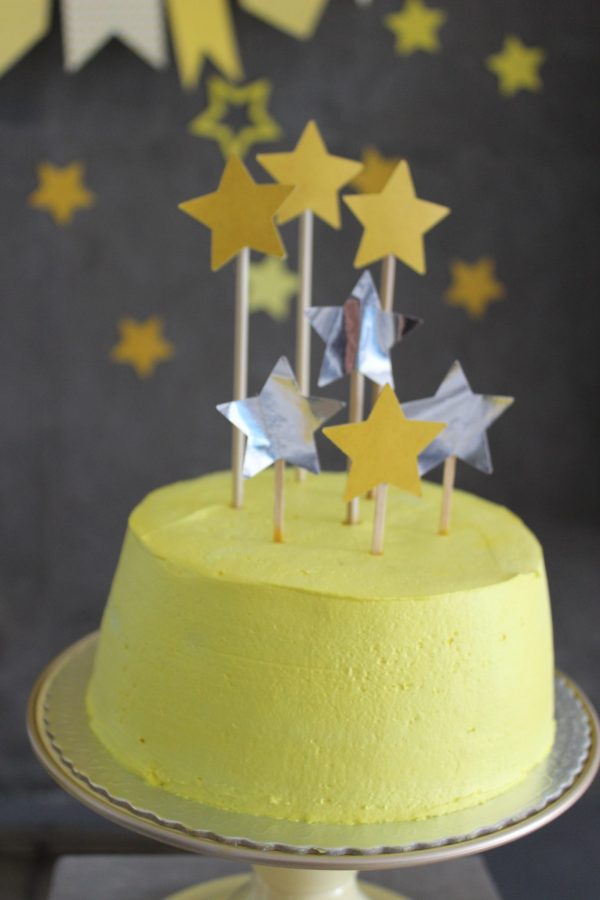 Festa Amarelo e Cinza – Pantone de 2021