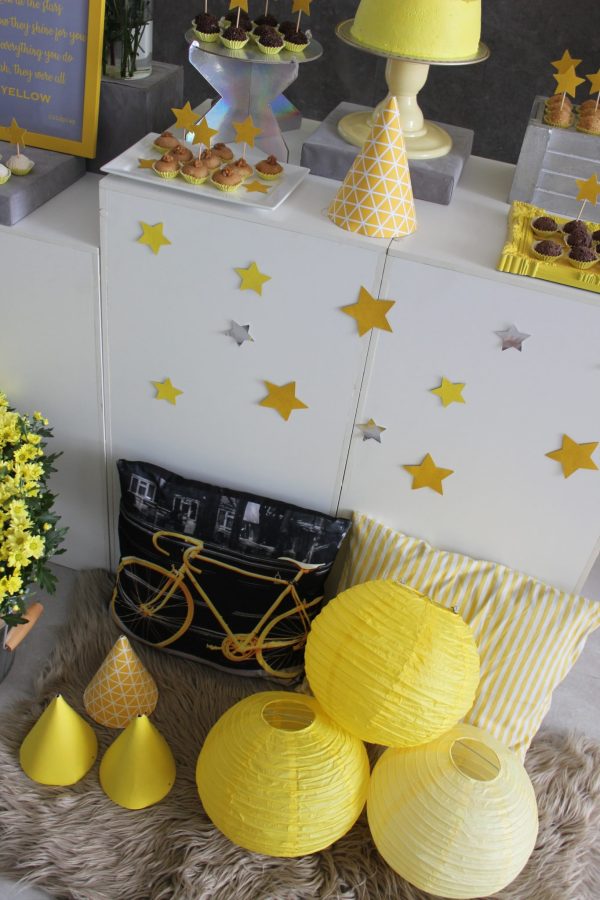 Festa Amarelo e Cinza – Pantone de 2021