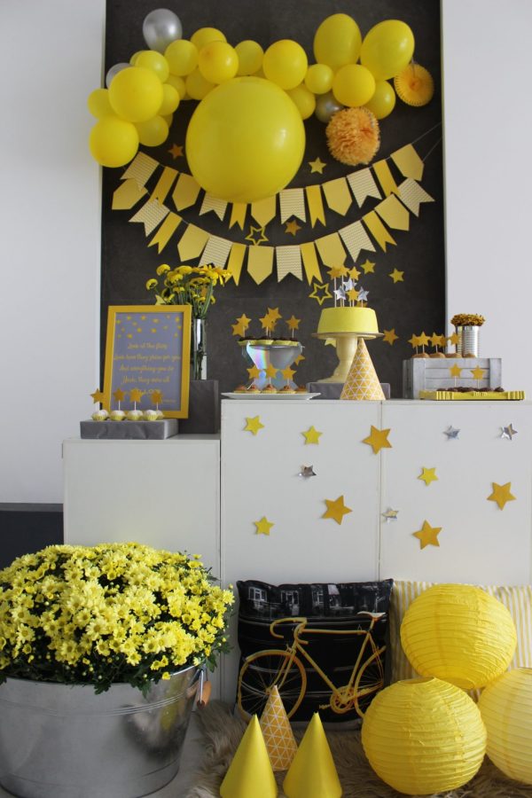 Festa Amarelo e Cinza – Pantone de 2021