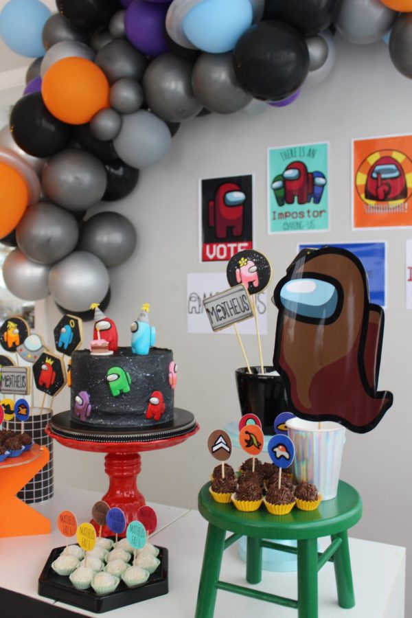 Festa Among Us