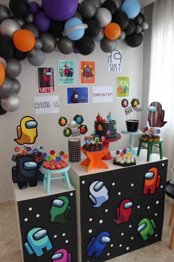 Festa Among Us