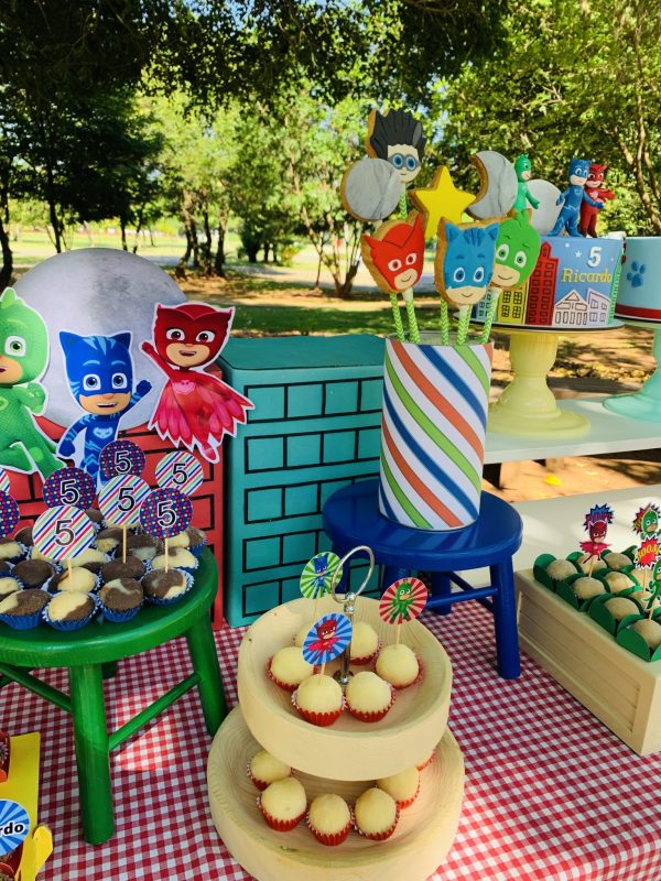 Picnic Patrulha Canina e PJ Masks