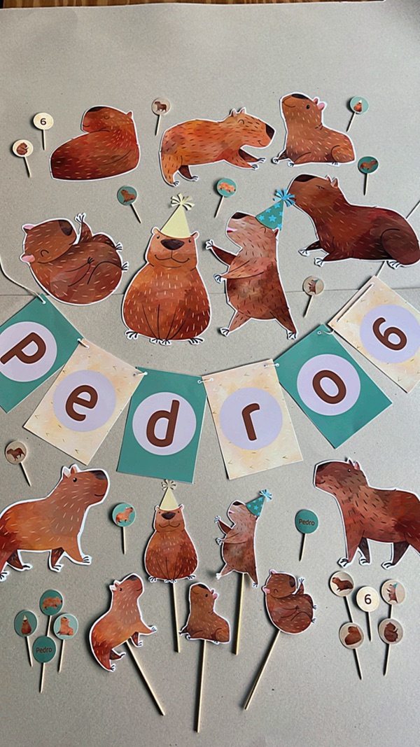Kit papelaria capivara